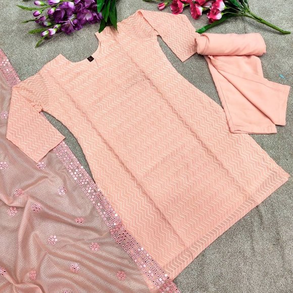 BEAUTIFUL GEORGETTE DESIGNER KURTA PANT AND DUPATTA SET SEQUENCE EMBROIDERY WORK - Picture 8 of 9